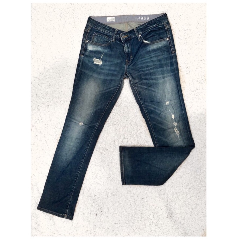 Ripped Gap Jeans